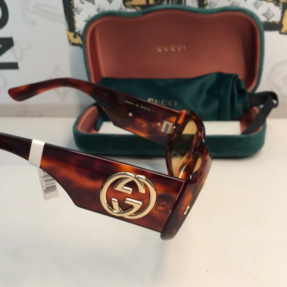 New Authentic Gucci Tortoiseshell Sunglasses with Brown Lenses GG1251s 002